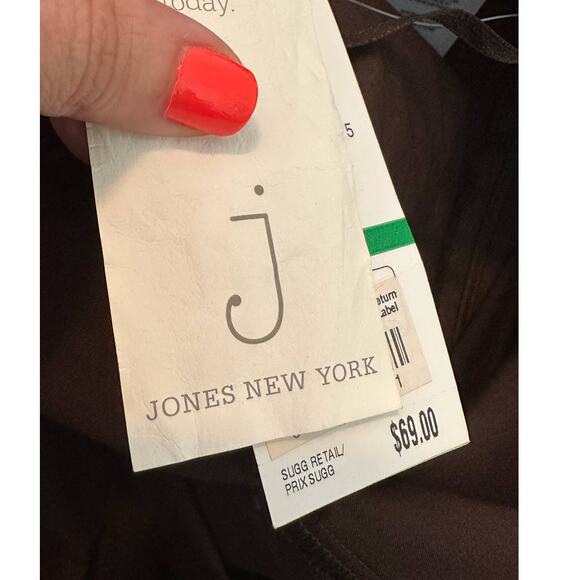 Jones New York brown flat front capri pants size Large - Picture 6 of 11